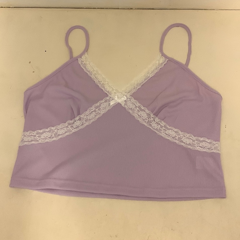 SHEIN Curve 1X Lilac & Lace Trim Crop Top